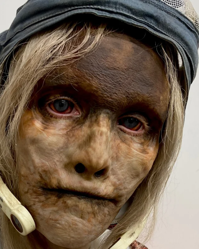 ❗️Prosthetic Make-up❗️
•
„Constellation“ 2022
@appletv
•
Our dead astronaut prosthetic make-up we created on the wonderful @helgawretman as the character space mummy.
The make-up consisted of 3 silicone prosthetics, big facial/ neck piece with separate nose and upper lip, plus separate lower lip.
•
Make up effects design by @twilightcreations 
Tamar Aviv & Jörn Seifert
Concept Art by @damalto and @lazerliz_arts 
Sculpted by @lazerliz_arts , reworked by @jetblackbug and detail finishing by @raquel_mfx 
Mold making @dennis.penkov and Magnus Hjeldnes,
silicone running @lalax_ro
paint concept and prepaint by @julietteruetz and @raquel_mfx 
hairpunching Anna von Gwinner
applied on set by @julianhutcheson and @raquel_mfx or @julietteruetz
On set supervisor Tamar Aviv
•
Thank you to make-up and hair designer Anett Schulze for involving us and your support.
•
Thank you to the whole TC crew for their endlessly great work and support ! 
🙏🏼
•
#constellation #prosthetics #silicone #mummified #appletv #realisticarts #painting🎨 #spacemummy #mouldmaking #sculpting #hyperrealism #spaceexploration #mummification #twilightcreations #scarred #setlife🎬 #driedout 
#specialmakeupeffects #specialeffectmakeup #fxmakeupartist #sfxwounds #sfxgore #sfxmakeupart #sfxmakeuptutorial #makeupeffect #specialmakeupfx #specialmakeup #constellations