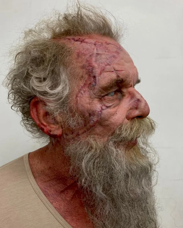 ❗️Prosthetic Make-up❗️
•
„Constellation“ 2022
@appletv
•
Another Make-up for Constellation, created on Christopher Fairbank as the character Yura, using only stock appliances from our prosthetic catalogue (since 2007).
If you like to have a closer look at our repertoire of catalogue prosthetics, just Click here @twilightcreations_shop .
•
Make up effects design by @twilightcreations 
Tamar Aviv & Jörn Seifert,
silicone/ bondo running by @lalax_ro and Kerstin Buss,
Scar concept and application on set by @julietteruetz and Tamar Aviv,
Contact lens TC stock,
facial hair by the make-up department. 
•
Thank you to make-up and hair designer Anett Schulze for involving us and your support.
•
Thank you to the whole TC crew for their endlessly great work and support ! 
🙏🏼
•
#constellation #prosthetics #silicone #christopherfairbank #appletv #realisticarts #painting🎨 #scarification #mouldmaking #sculpting #hyperrealism #spaceexploration #oldbeardedman #twilightcreations #scarred #setlife🎬 #injuries 
#specialmakeupeffects #specialeffectmakeup #fxmakeupartist #sfxwounds #sfxgore #sfxmakeupart #sfxmakeuptutorial #makeupeffect #specialmakeupfx #specialmakeup #prostheticlimbs