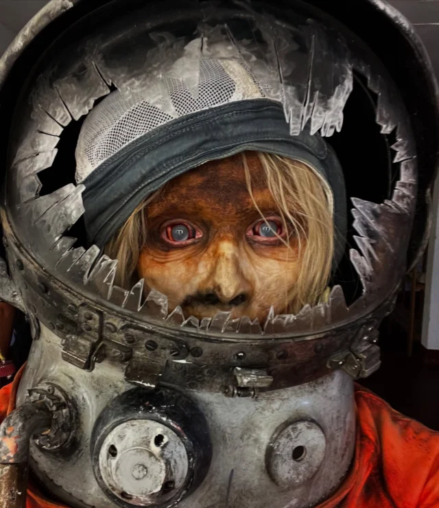 ❗️Prosthetic Make-up❗️
•
„Constellation“ 2022
@appletv
•
There was also a dummy hand made for our dead astronaut make-up we created on the wonderful @helgawretman as the character space mummy.
Unfortunately the script changed before it was actually finished and so it was never used on camera.
•
Make up effects design by @twilightcreations 
Tamar Aviv & Jörn Seifert
Concept Art by @damalto and @lazerliz_arts 
Make up Sculpted by @lazerliz_arts , reworked by @jetblackbug and detail finishing by @raquel_mfx 
Hands Sculpted by @lazerliz_arts ,
Mold making @dennis.penkov and Magnus Hjeldnes,
silicone running @lalax_ro
paint concept and prepaint by @julietteruetz and @raquel_mfx 
hairpunching Anna von Gwinner
applied on set by @julianhutcheson and @raquel_mfx or @julietteruetz
On set supervisor Tamar Aviv
•
Thank you to make-up and hair designer Anett Schulze for involving us and your support.
•
Thank you to the whole TC crew for their endlessly great work and support ! 
🙏🏼
•
#constellation #prosthetics #silicone #mummified #appletv #realisticarts #painting🎨 #spacemummy #mouldmaking #sculpting #hyperrealism #spaceexploration #mummification #twilightcreations #scarred #setlife🎬 #driedout 
#specialmakeupeffects #specialeffectmakeup #fxmakeupartist #sfxwounds #sfxgore #sfxmakeupart #sfxmakeuptutorial #makeupeffect #specialmakeupfx #specialmakeup #constellations